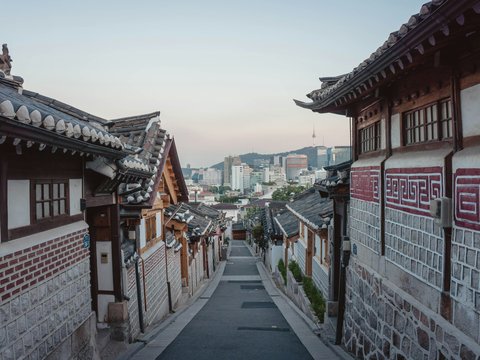empty street between houses