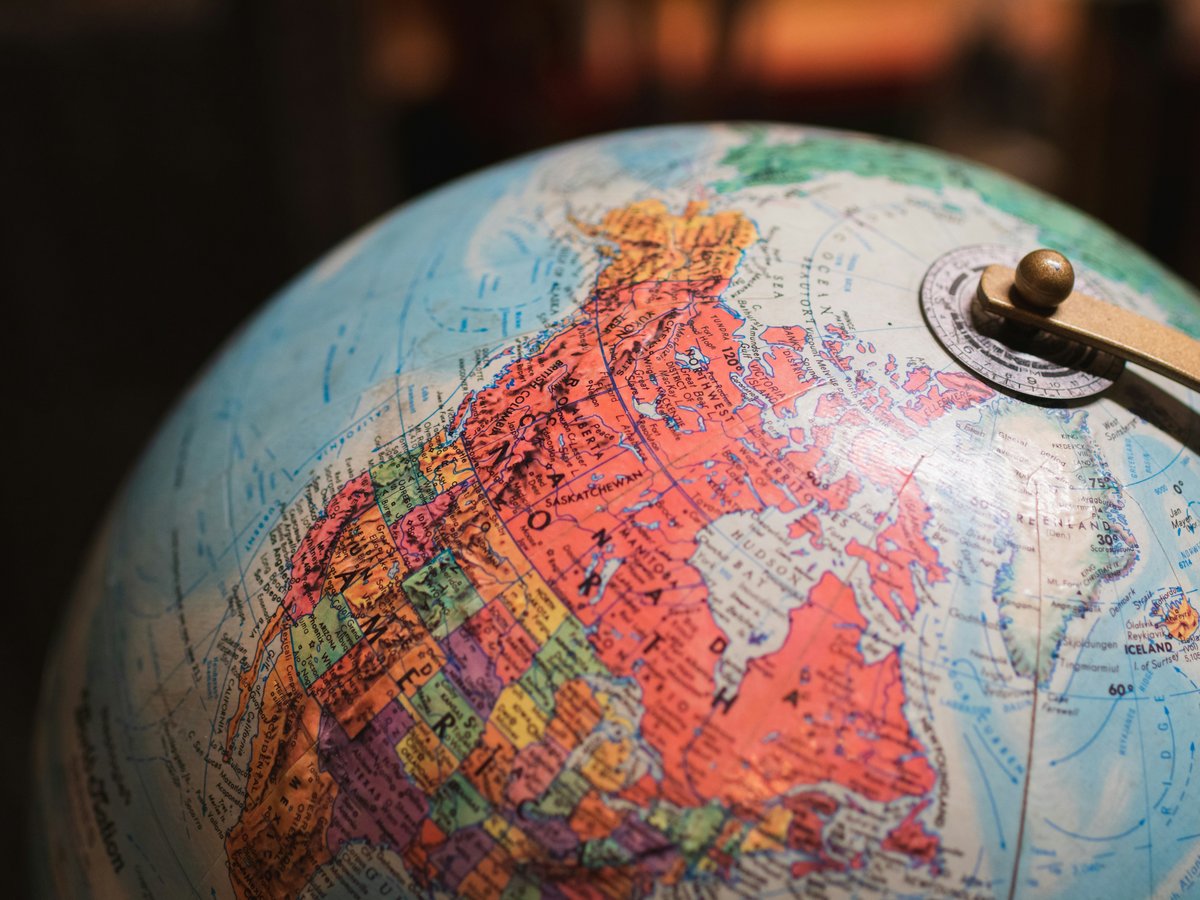 blue and brown desk globe
