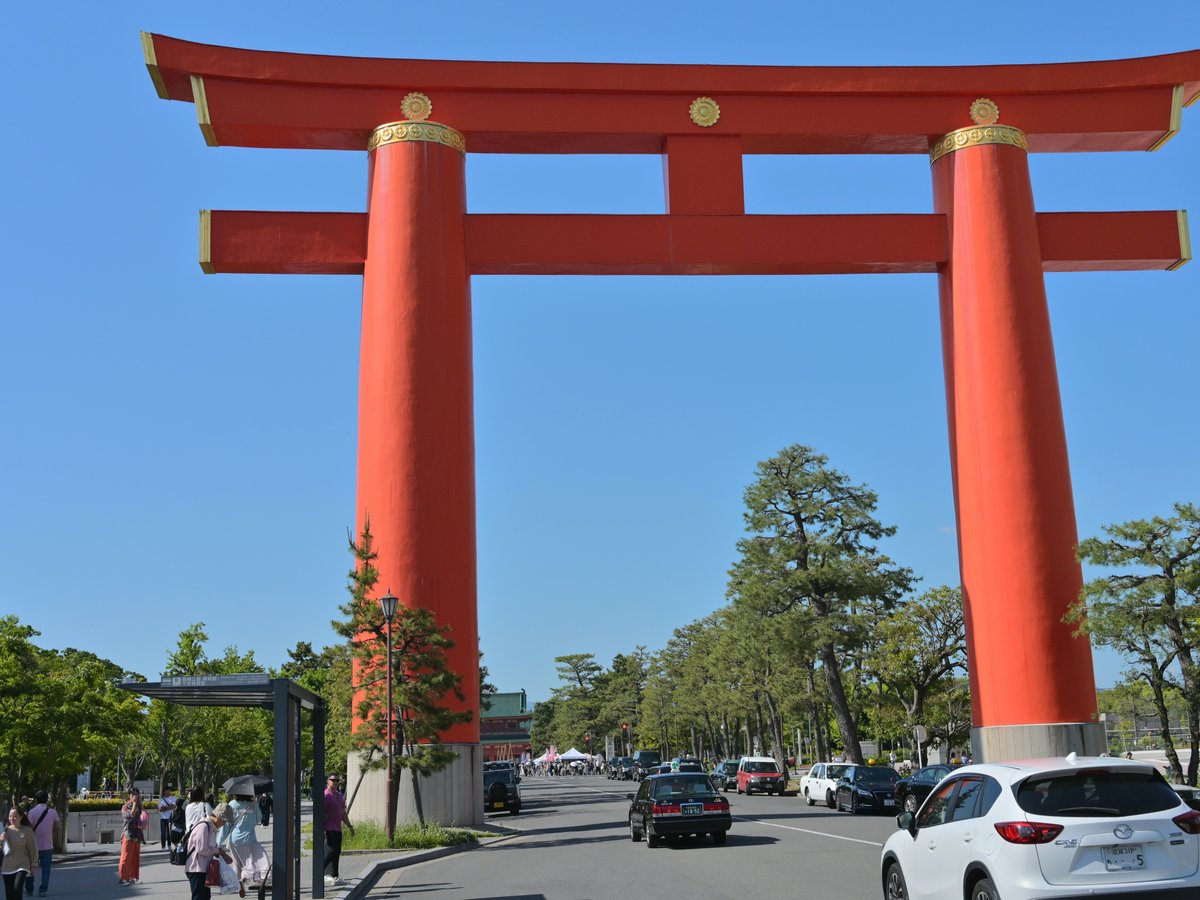 a large red tori tori tori tori tori tori tori tori tori tori tori tori tori