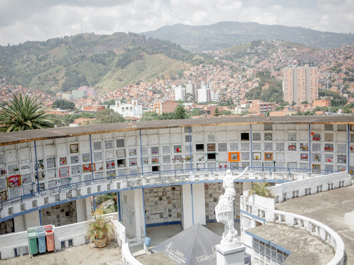 view of 2 floors cemetery