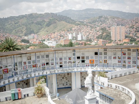 view of 2 floors cemetery