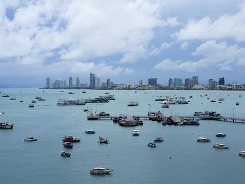 a large body of water filled with lots of boats