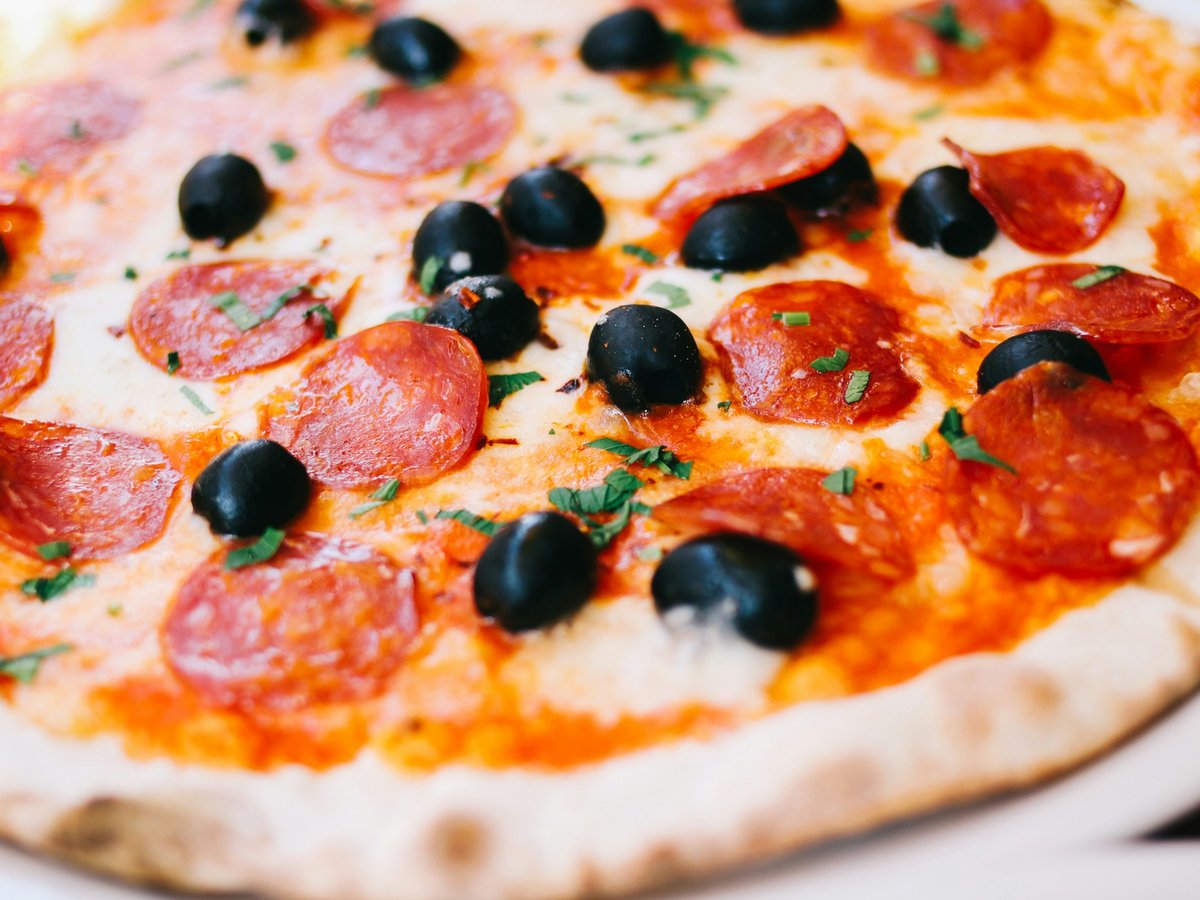 close shot of pizza