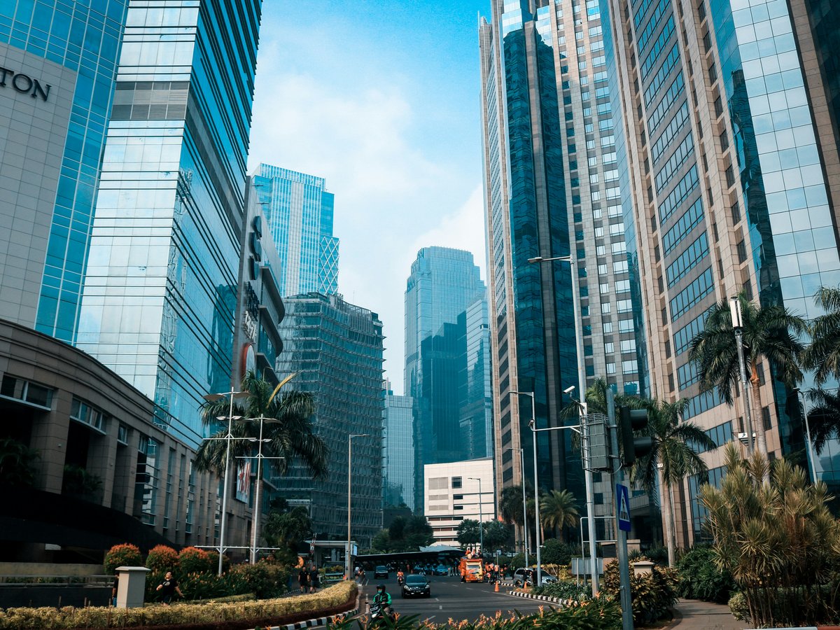glass high-rise buildings during daytime