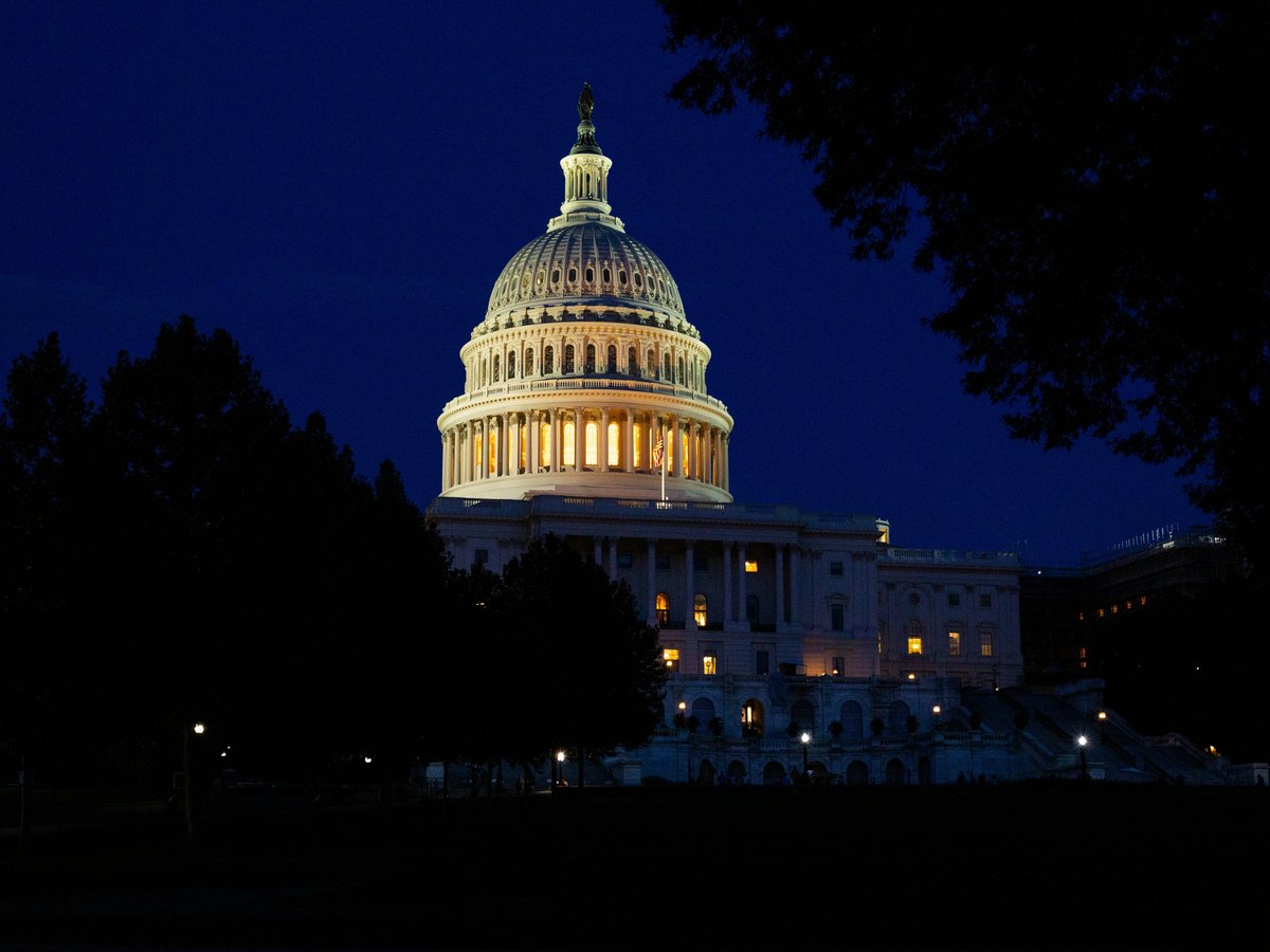 White House under clear sky at night